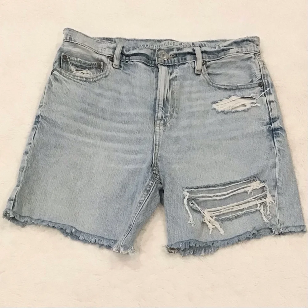 American Eagle 4 Skater Short Women’s Denim Jeans Baggy Shorts Distressed
